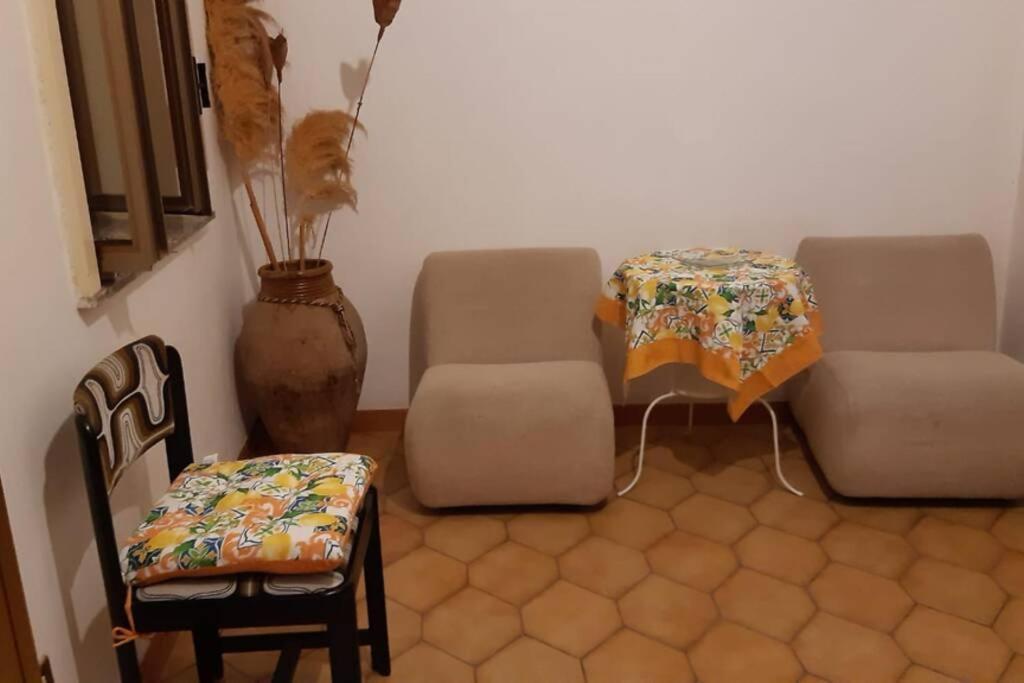 Lontano Dal Caos A Due Passi Dal Mare Villa Condro ภายนอก รูปภาพ
