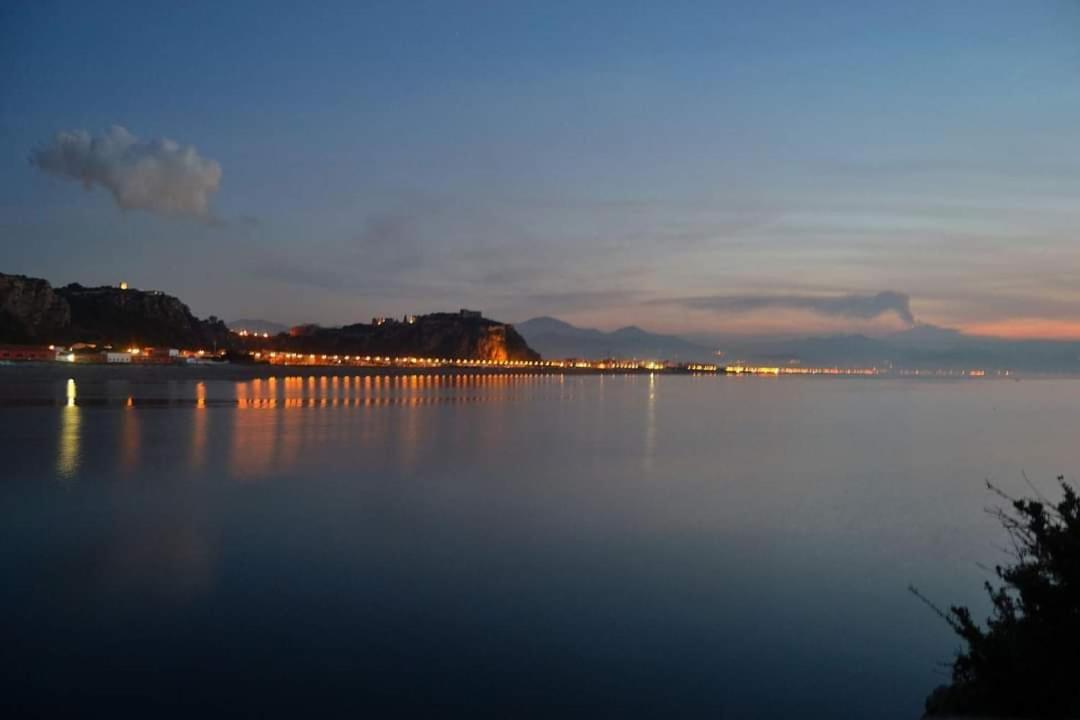Lontano Dal Caos A Due Passi Dal Mare Villa Condro ภายนอก รูปภาพ